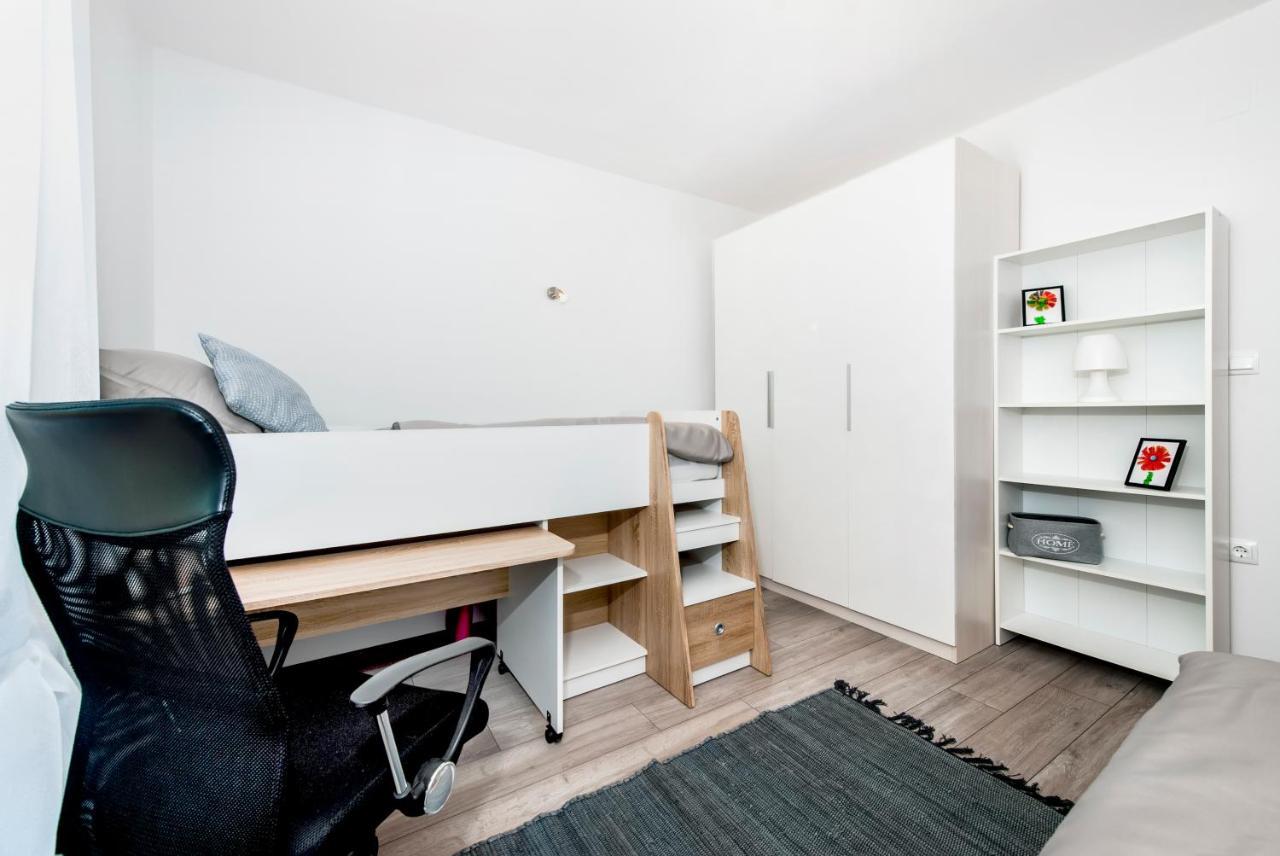 Lea'S Apartment 로비니 외부 사진